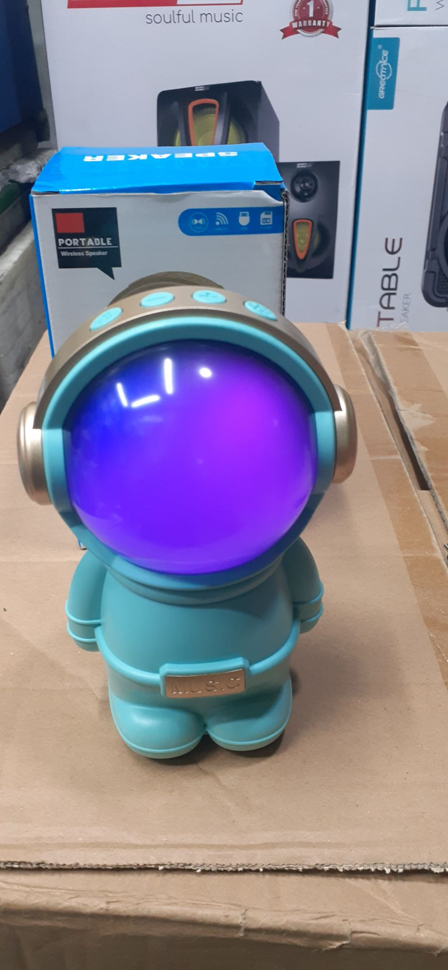 X-808 Astronaut Design Wireless Bluetooth Speaker 👨🚀 – 6.8W Output 🔊, Colorful LED Light 🌈, Portable 🎒 and Rechargeable 🔋 – Music Gift Gadget 🎁 - Image 4